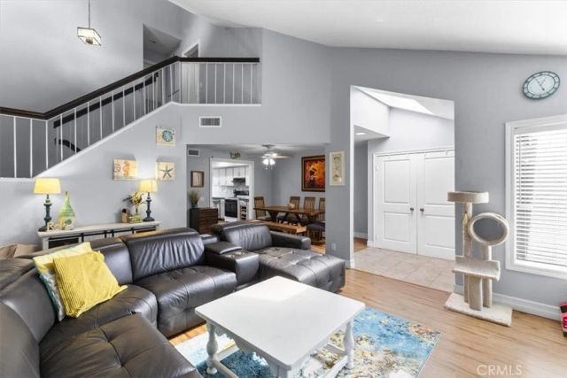 8520 Lake Knoll C, Garden Grove, CA 92844