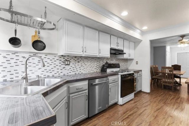 8520 Lake Knoll C, Garden Grove, CA 92844