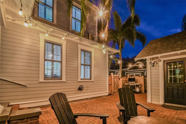 701 S PACKWOOD AVENUE, Tampa, FL 33606