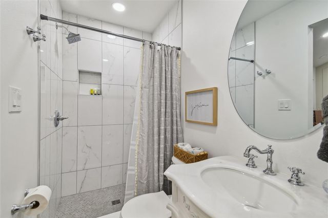 701 S PACKWOOD AVENUE, Tampa, FL 33606