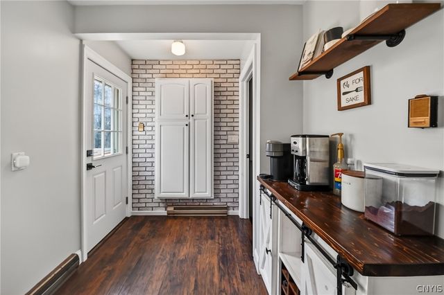 870 County Route 55, Granby, NY 13069