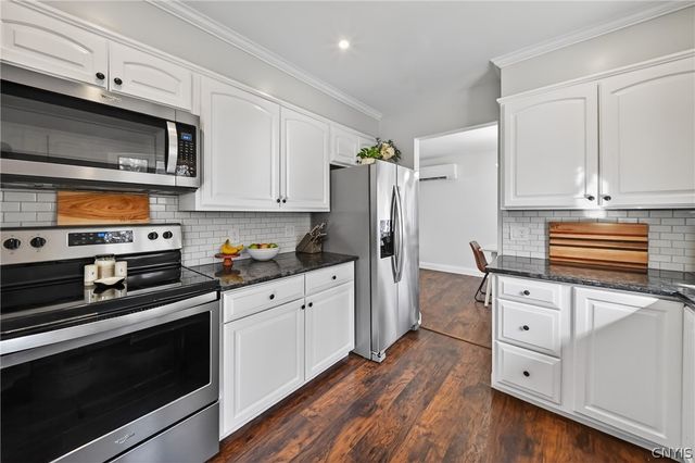 870 County Route 55, Granby, NY 13069