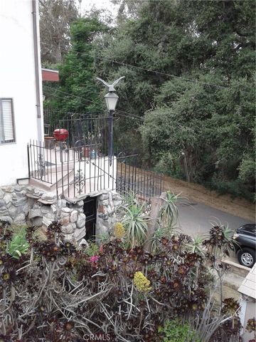 9428 Glen O Peace, Tujunga, CA 91042