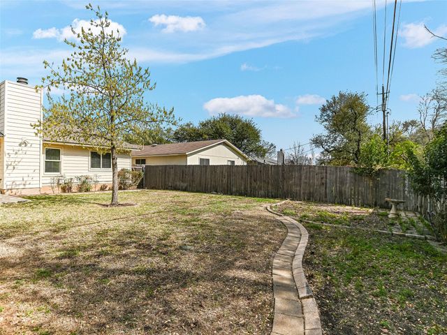 11206 Blackmoor DR, Austin, TX 78759