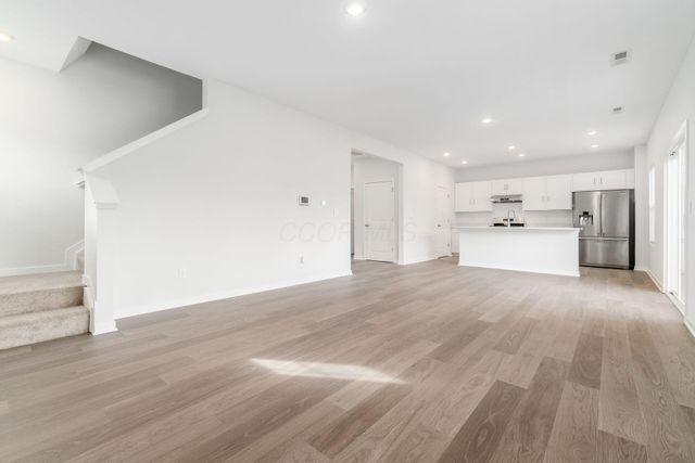 250 Sterndale Drive, Pickerington, OH 43147