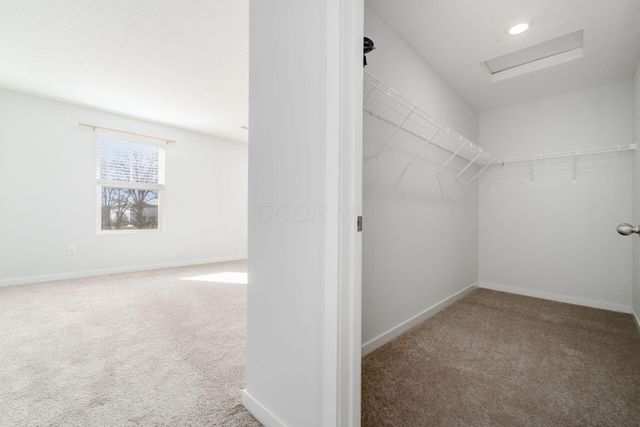 250 Sterndale Drive, Pickerington, OH 43147