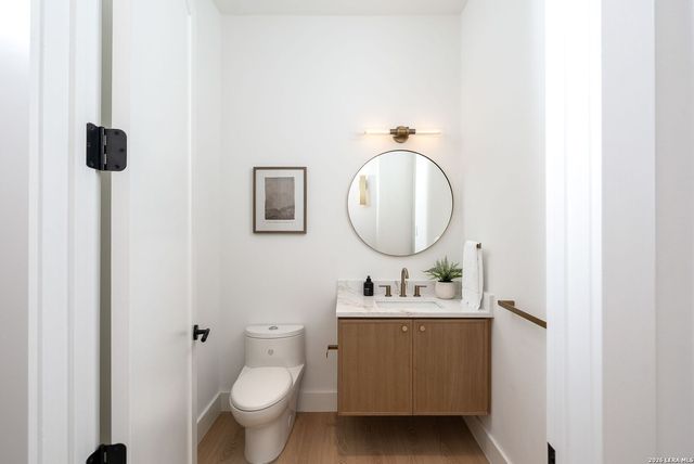 16 Grantham Glen, San Antonio, TX 78257