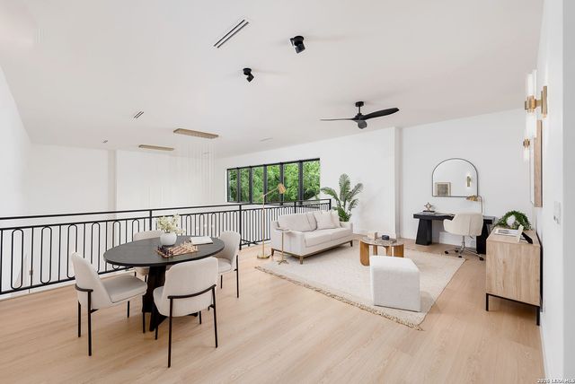 16 Grantham Glen, San Antonio, TX 78257