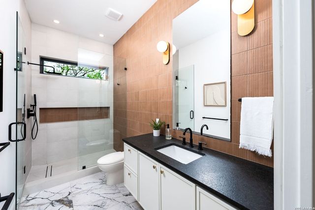 16 Grantham Glen, San Antonio, TX 78257