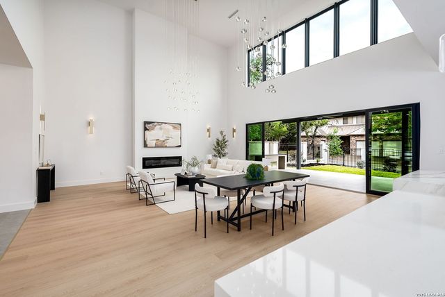 16 Grantham Glen, San Antonio, TX 78257