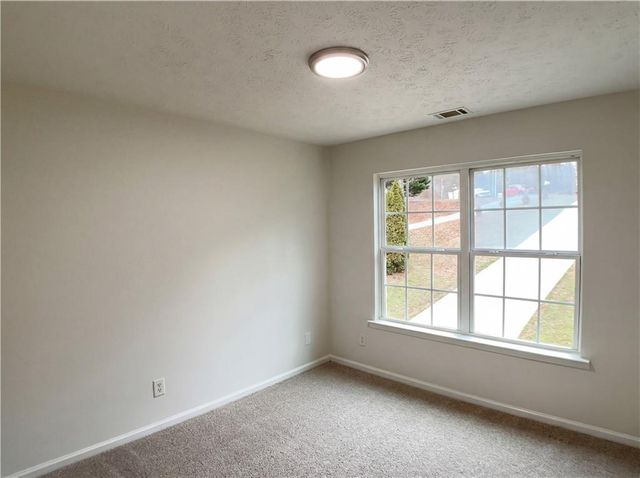 1426 River Falls View, Monroe, GA 30655