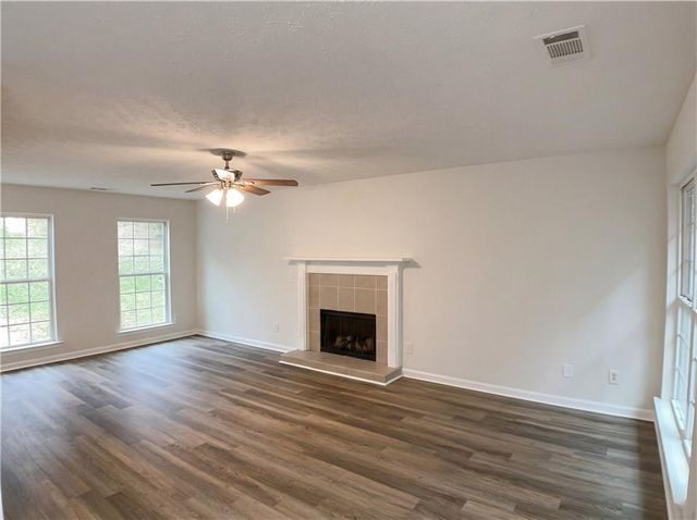 1426 River Falls View, Monroe, GA 30655