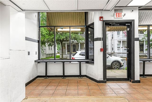 228 Oakland Avenue, Providence, RI 02908