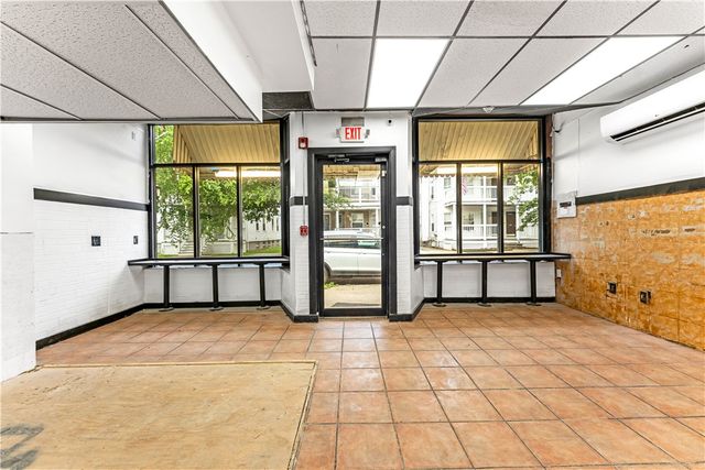 228 Oakland Avenue, Providence, RI 02908