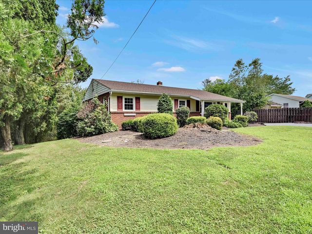 118 DONALD AVE, Pottsville, PA 17901