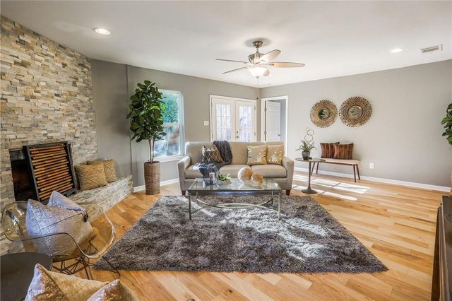 407 W Odell ST, Austin, TX 78752