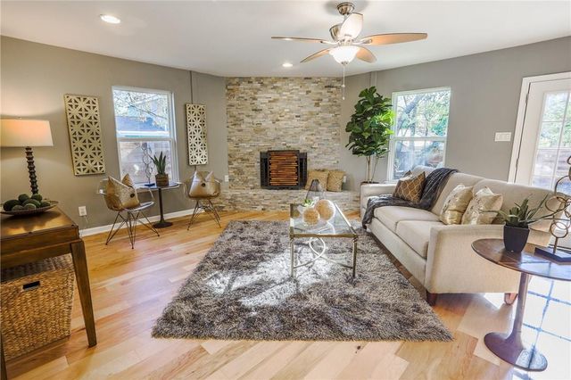 407 W Odell ST, Austin, TX 78752