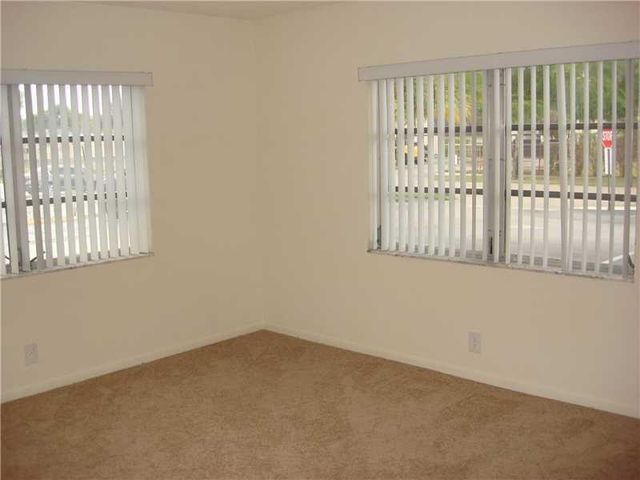 770 SE 2 Avenue 105f, Deerfield Beach, FL 33441