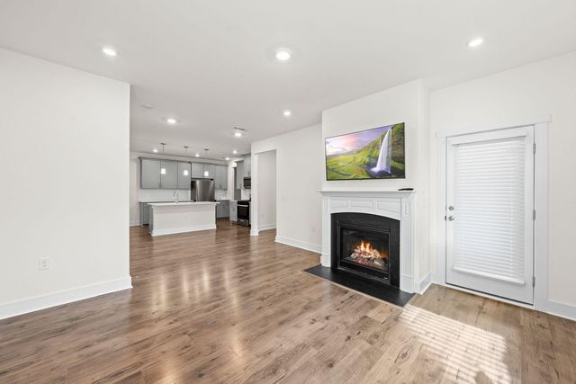 463 Autumn Rain Street, Cary, NC 27519