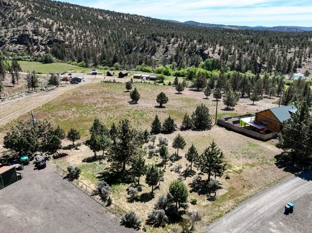NW Circle Avenue, Prineville, OR 97754