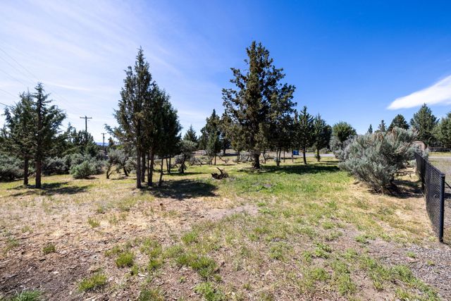 NW Circle Avenue, Prineville, OR 97754