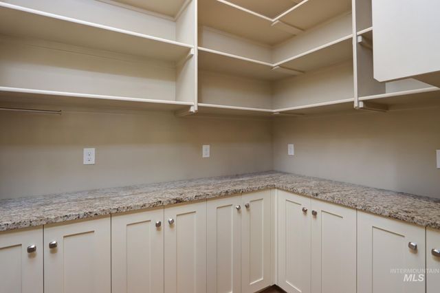 1856 N Livorno Way, Eagle, ID 83616