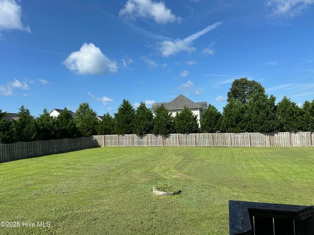 301 Jubilance Lane, Jacksonville, NC 28540