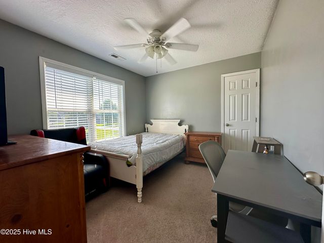 301 Jubilance Lane, Jacksonville, NC 28540