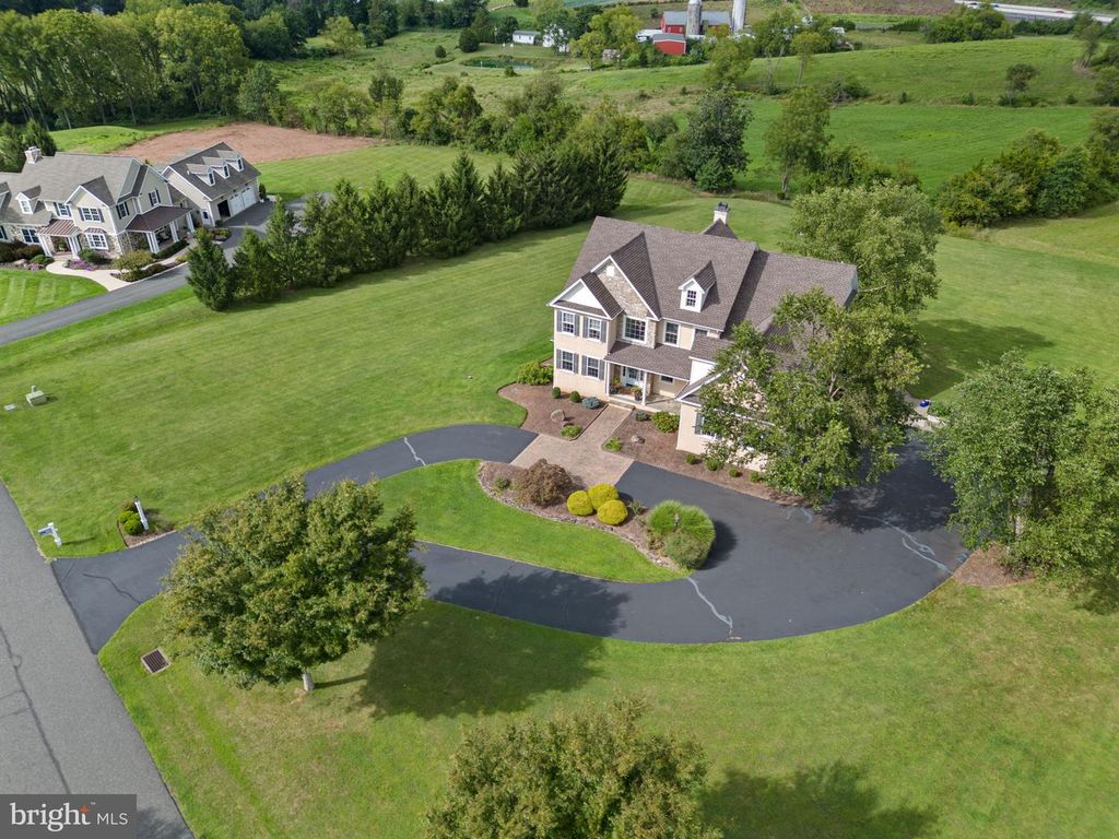 521 DEWAR DR, TELFORD, PA 18969 — photo 3