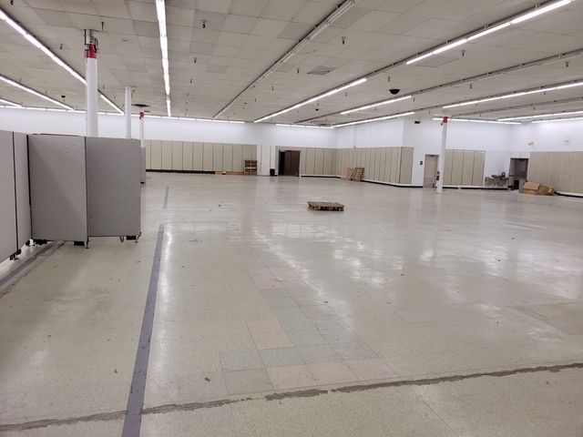 7325 W 79 Street, Bridgeview, IL 60455