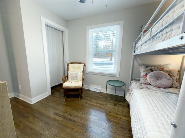 7921 W 91st Terrace, Overland Park, KS 66212