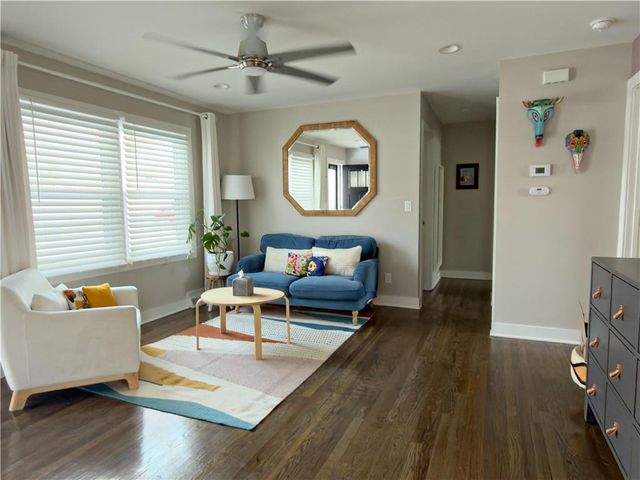 7921 W 91st Terrace, Overland Park, KS 66212