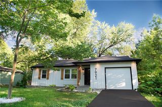 7921 W 91st Terrace, Overland Park, KS 66212