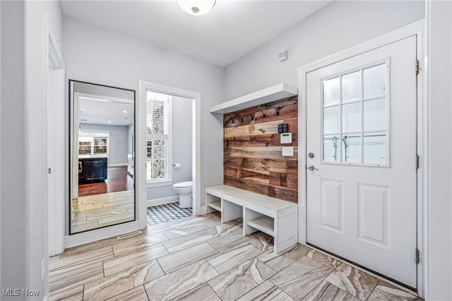 7171 Paddington Rowe, Canfield, OH 44406