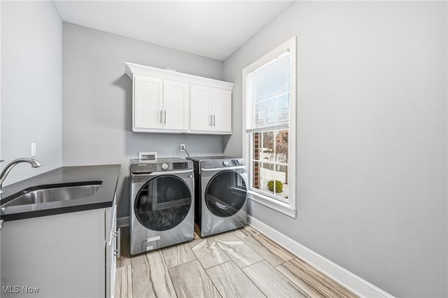 7171 Paddington Rowe, Canfield, OH 44406