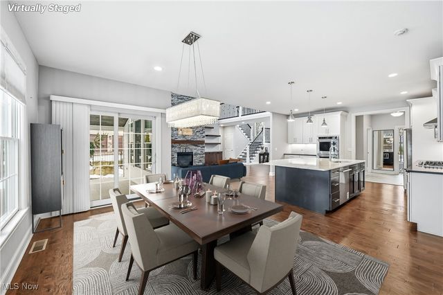 7171 Paddington Rowe, Canfield, OH 44406