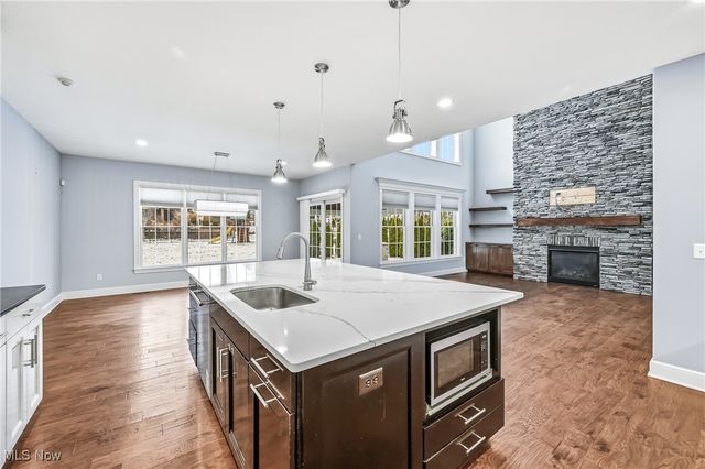 7171 Paddington Rowe, Canfield, OH 44406