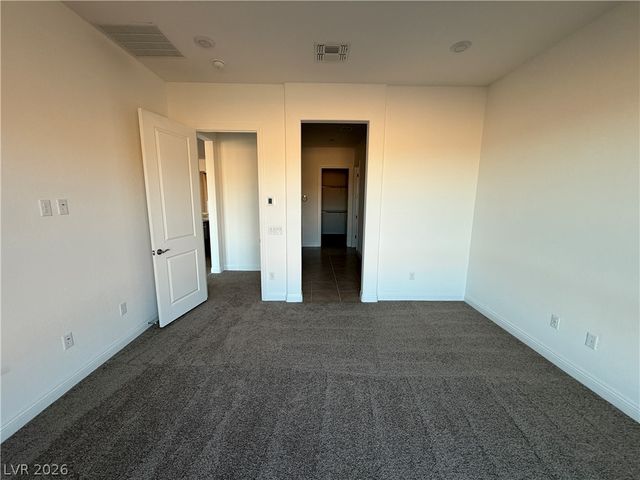 162 Sun Glaze Avenue, Henderson, NV 89011