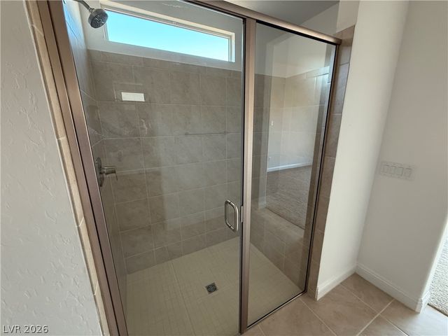 162 Sun Glaze Avenue, Henderson, NV 89011