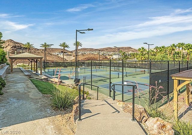 162 Sun Glaze Avenue, Henderson, NV 89011