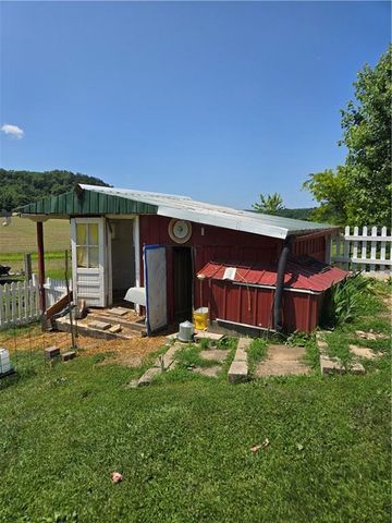 9283 Festival Avenue, Sparta, WI 54656