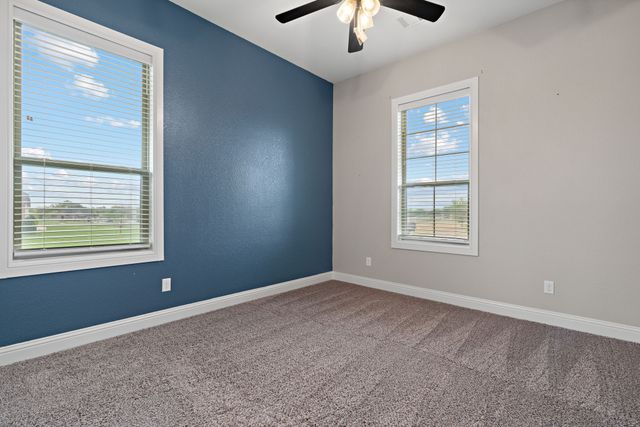 105 N Ridge Court, Weatherford, TX 76088