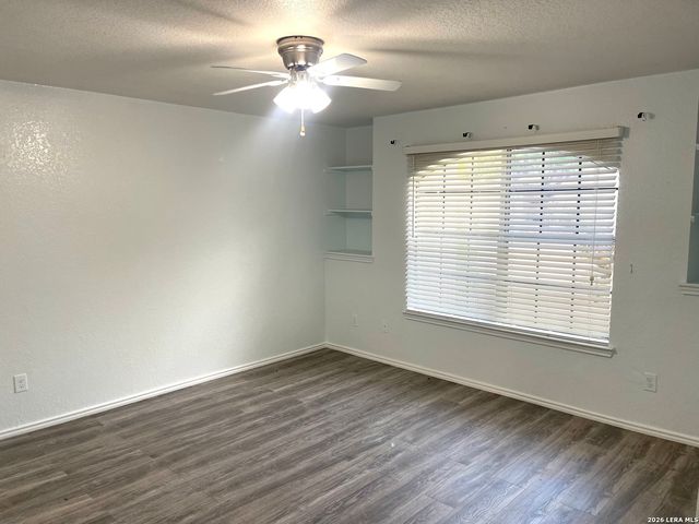 8854 FENWOOD ST, San Antonio, TX 78250