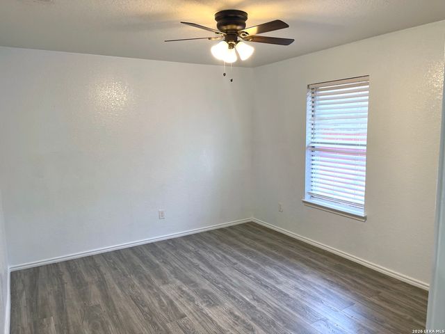 8854 FENWOOD ST, San Antonio, TX 78250