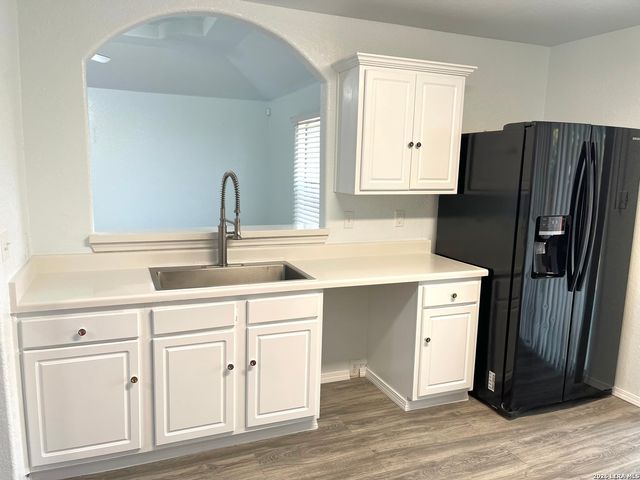 8854 FENWOOD ST, San Antonio, TX 78250