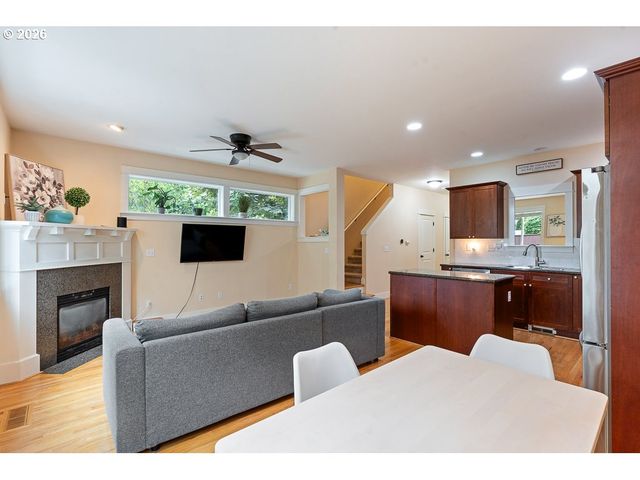 13838 Sw ANNA Ct, Portland, OR 97223