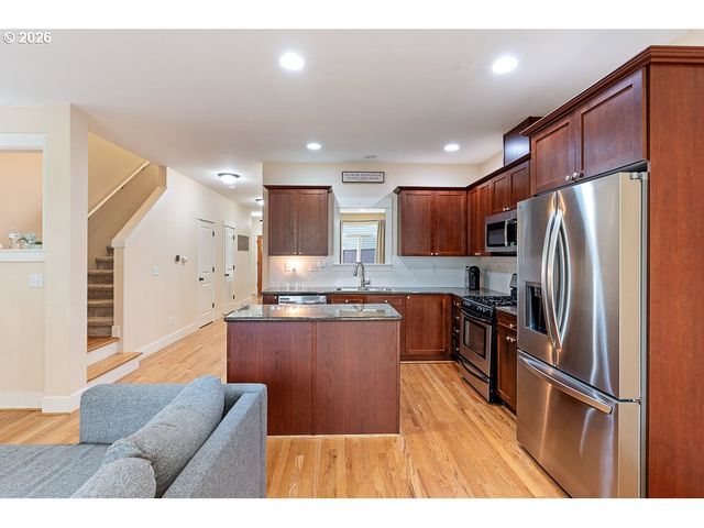 13838 Sw ANNA Ct, Portland, OR 97223