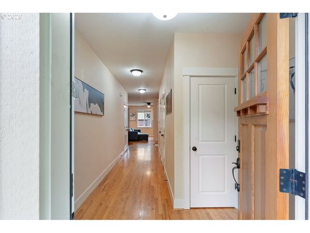 13838 Sw ANNA Ct, Portland, OR 97223