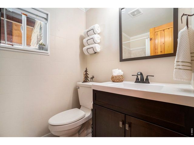 148 Big Pine Ln, Drake, CO 80515