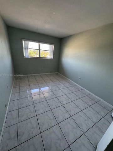 17101 NW 57th Ave 317, Miami Gardens, FL 33055